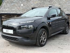 2015 Citroen C4 Cactus 1.2 C4 Cactus Feel Puretech S/s 5dr in Black — image 2