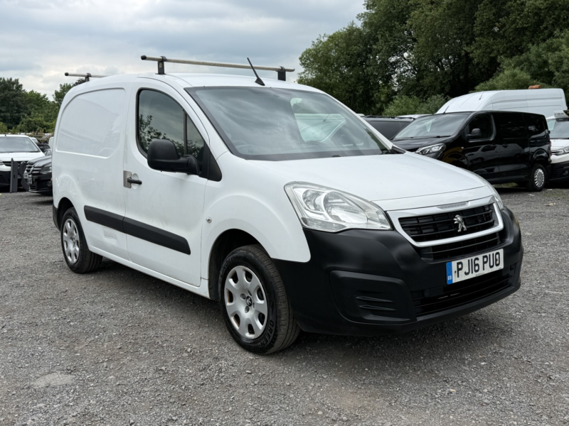 2016 Peugeot Partner 1.6 Hdi 625 Professional in White — image 1