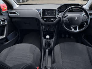2016 Peugeot 208 1.2 Puretech Allure Euro 6 5dr in Blue — image 3