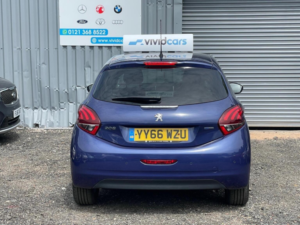 2016 Peugeot 208 1.2 Puretech Allure Euro 6 5dr in Blue — image 6