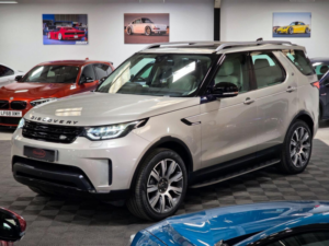 2017 Land Rover Discovery 3.0 Td V6 Hse Luxury Auto 4WD Euro 6 (s/s) 5dr in Gold — image 6