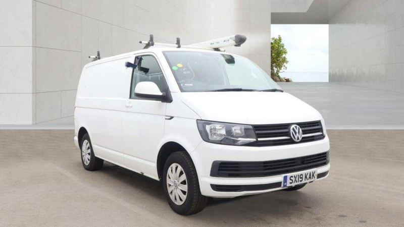 2019 Volkswagen Transporter 2.0 Tdi T30 Bluemotion Tech Trendline Fwd Swb Euro 6 (s/s) 5dr in White — image 1