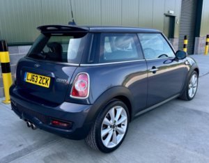 2013 MINI Hatch