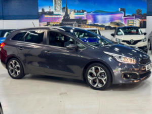 2016 Kia Ceed 1.6 Crdi 4 Sportswagon Euro 6 (s/s) 5dr in Grey — image 2