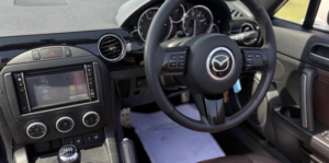 2012 Mazda Mx-5 2.0 I Venture in White — image 4
