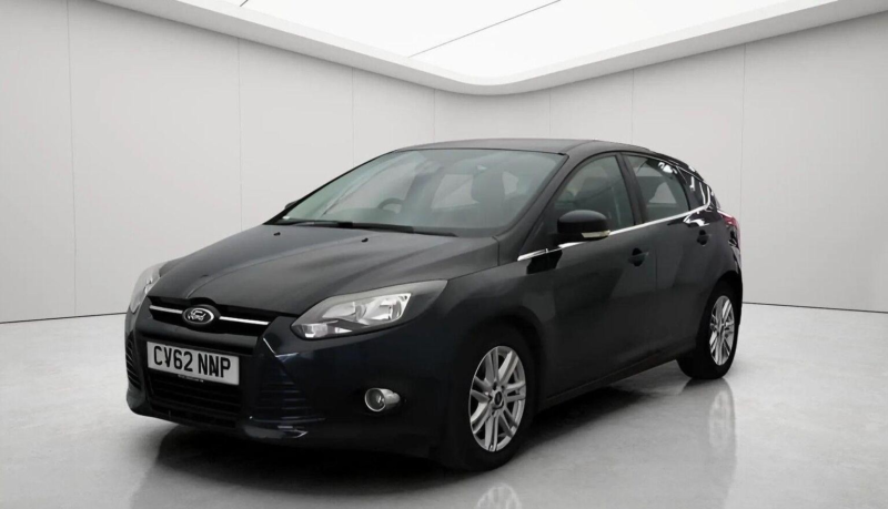 2012 Ford Focus 2.0 Tdci Titanium Powershift Euro 5 5dr in Black — image 1