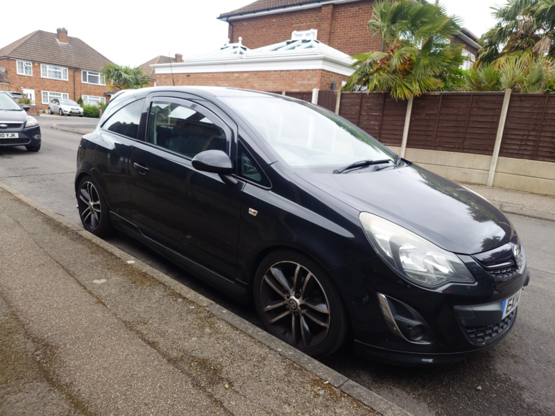2014 Vauxhall Corsa 1.4 T 16v Black Edition in Black — image 1