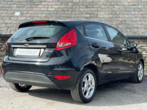 2012 Ford Fiesta 1.2 Fiesta Zetec 5dr in Black — image 5