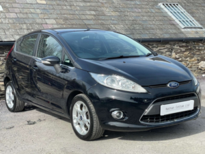 2012 Ford Fiesta 1.2 Fiesta Zetec 5dr in Black — image 6
