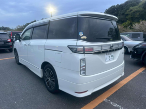 2016 Nissan Elgrand 3.5 Highway Star *facelift* 5dr 7 Seats in White — image 6