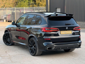 2019 BMW X5 3.0 M50d Auto Xdrive Euro 6 (s/s) 5dr in Black — image 6