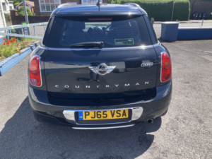 2015 MINI Countryman 1.6 Cooper All4 Countryman in Black — image 3