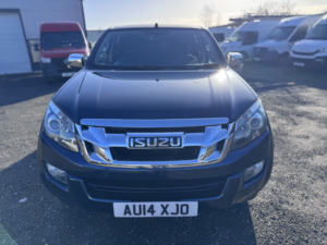 2014 Isuzu D-Max Yukon 2.5 Turbo Diesel Auto. Only 80777 Miles Double Cab in Blue — image 3