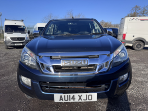 2014 Isuzu D-Max Yukon 2.5 Turbo Diesel Auto. Only 80777 Miles Double Cab in Blue — image 4