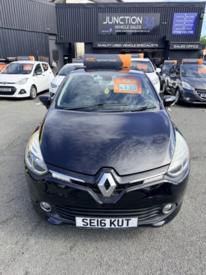 2016 Renault Clio 1.2 Dynamique Nav 1.2 16v 75 in Black — image 3