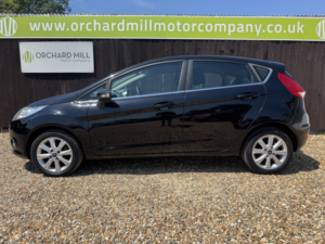 2010 Ford Fiesta 1.3 Zetec in Black — image 3