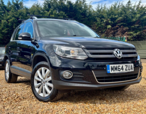 2015 Volkswagen Tiguan 2.0 Tdi Bluemotion Tech Match DSG 4WD Euro 5 (s/s) 5dr in Black — image 3
