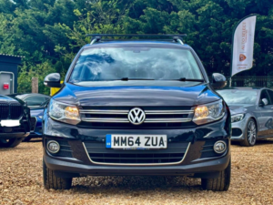 2015 Volkswagen Tiguan 2.0 Tdi Bluemotion Tech Match DSG 4WD Euro 5 (s/s) 5dr in Black — image 5