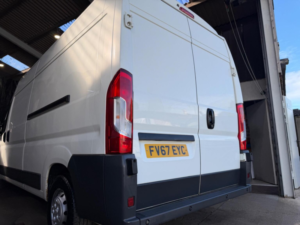2017 Peugeot Boxer 2.0 Bluehdi 335 Professional L3 H2 Euro 6 5dr in White — image 4