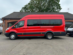 2015 Ford Transit 2.2 Tdci 460 Hdt Trend L4 H3 4dr (18 Seats) in Red — image 4