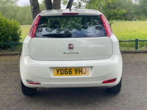 2016 Fiat Punto 1.2 Pop + Euro 6 5dr in White — image 4