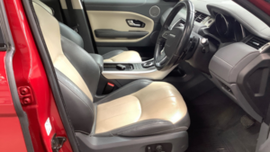 2016 Land Rover Range Rover Evoque Td4 Se Tech in Red — image 2