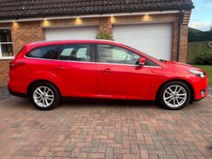 2015 Ford Focus 1.5 Tdci Zetec Euro 6 (s/s) 5dr in Red — image 4