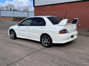2003 Mitsubishi Lancer 2.0l Turbo Gsr in White — image 6