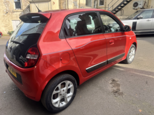 2015 Renault Twingo 1.0 Dynamique Sce 70 Stop & Start in Red — image 3