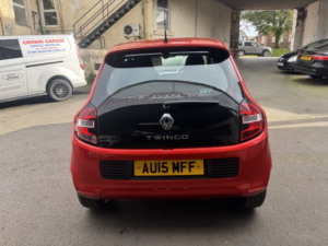 2015 Renault Twingo 1.0 Dynamique Sce 70 Stop & Start in Red — image 4