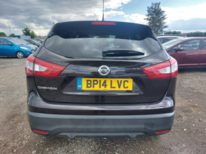 2014 Nissan Qashqai 1.2 Dig-T Acenta Premium in Black — image 6