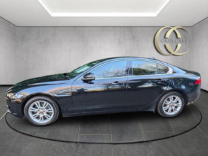 2018 Jaguar Xe 2.0d Prestige Auto Euro 6 (s/s) 4dr in Black — image 4