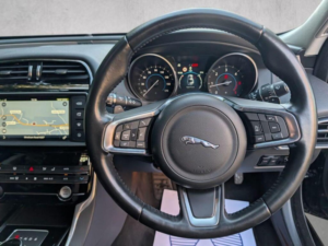 2018 Jaguar Xe 2.0d Prestige Auto Euro 6 (s/s) 4dr in Black — image 6