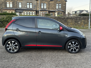 2020 Toyota Aygo 1.0 Vvt-I X-Trend in Grey — image 2