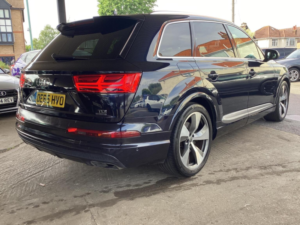 2015 Audi Q7 3.0 Tdi V6 S Line Tiptronic Quattro Euro 6 (s/s) 5dr in Blue — image 4
