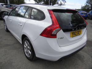 2012 Volvo V60 1.6d Drive Es Euro 5 (s/s) 5dr in White — image 4