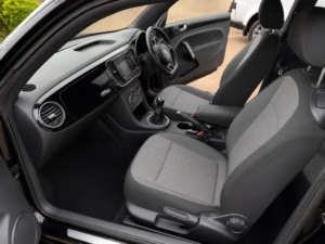 2014 Volkswagen Beetle 1.2 Tsi Design in Black — image 3