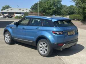 2012 Land Rover Range Rover Evoque 2.2 Sd4 Pure in Blue — image 4