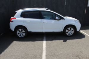 2015 Peugeot 2008 1.2 E-Vti Puretech Allure in White — image 6