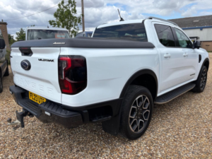 2023 Ford Ranger 2.0 Ranger P703 Wildtrak Double Cab 2.0l Ecoblue 205ps 4WD Ft 10 Speed Automatic in White — image 2