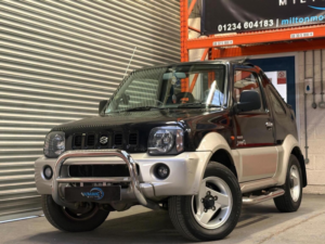 2004 Suzuki Jimny 1.3 O2 3dr in Black — image 2