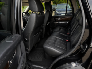 2013 Land Rover Range Rover Sport 3.0 Sd V6 Hse Black in Black — image 6