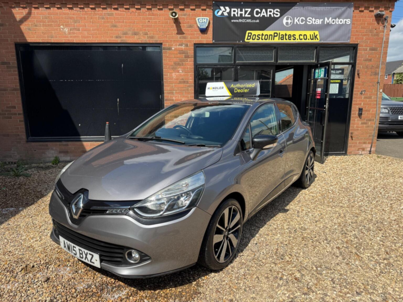 2015 Renault Clio 1.5 Dci Dynamique S Medianav Euro 5 (s/s) 5dr in Grey — image 1