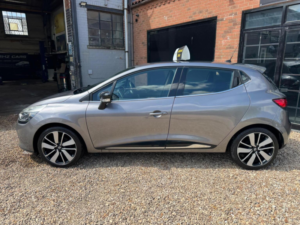 2015 Renault Clio 1.5 Dci Dynamique S Medianav Euro 5 (s/s) 5dr in Grey — image 6