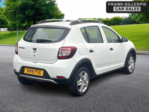 2014 Dacia Sandero Stepway 0.9 Tce Ambiance Euro 5 5dr in White — image 4