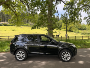 2015 Land Rover Discovery Sport 2.2 Sd4 Hse SUV 5dr Diesel Auto 4WD Euro 5 (s/s) (190 Ps) in Black — image 2