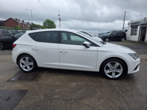 2018 SEAT Leon 1.4 Ecotsi Fr Technology in White — image 6