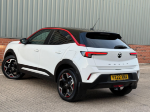 2022 Vauxhall Mokka 1.2 Turbo Sri Premium Euro 6 (s/s) 5dr in White — image 4