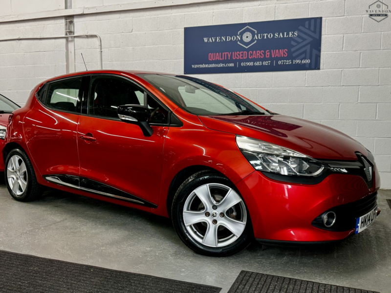 2014 Renault Clio 0.9 Dynamique Medianav Eco� Tce 90 Stop & Start in Red — image 1