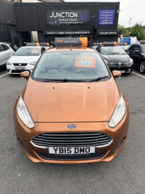 2015 Ford Fiesta 1.0 T Ecoboost Zetec in Bronze — image 3